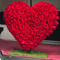 Cargar la imagen en la vista de la galería, corazón de rosas 🌹
