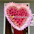 Cargar la imagen en la vista de la galería, Corazón de 60 gerberas, 🌸 Color puede variar…