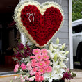 Cargar la imagen en la vista de la galería, Arreglo de 120 rosas ❤️🌹
