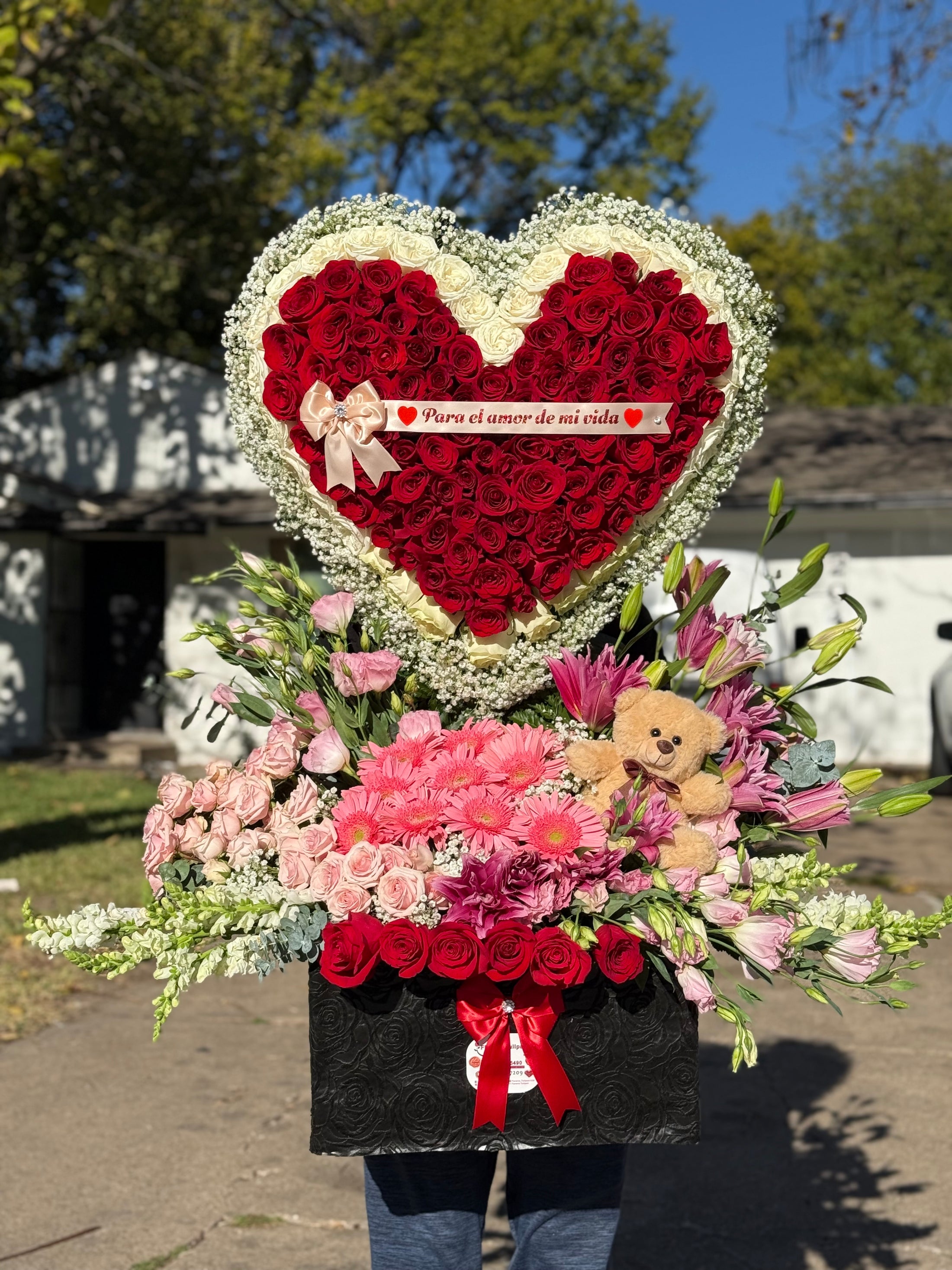 Arreglo de corazón+flores surtidas