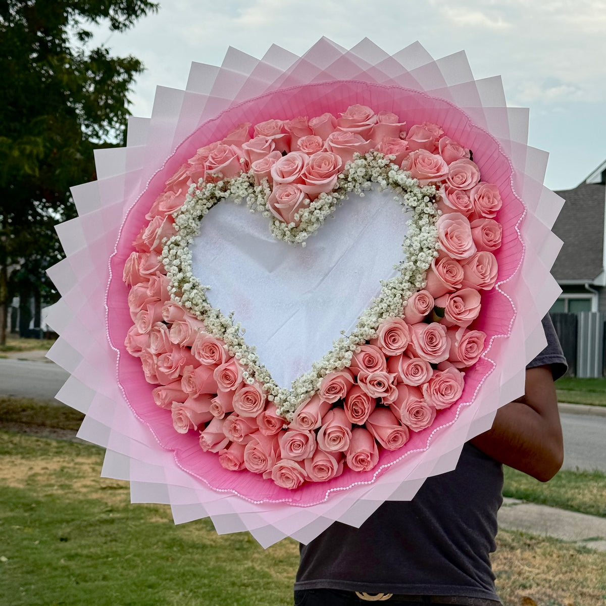 Corazón de 75 rosas flamable 🔥❤️