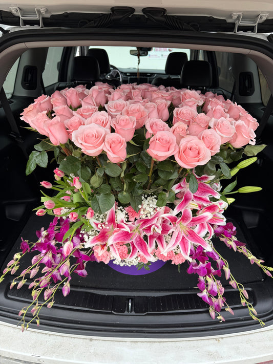 Arreglo redondo de flores surtidas 🌸🌹