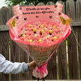 Cargar la imagen en la vista de la galería, Ramo de 50 rosas 🌹 +chocolates
