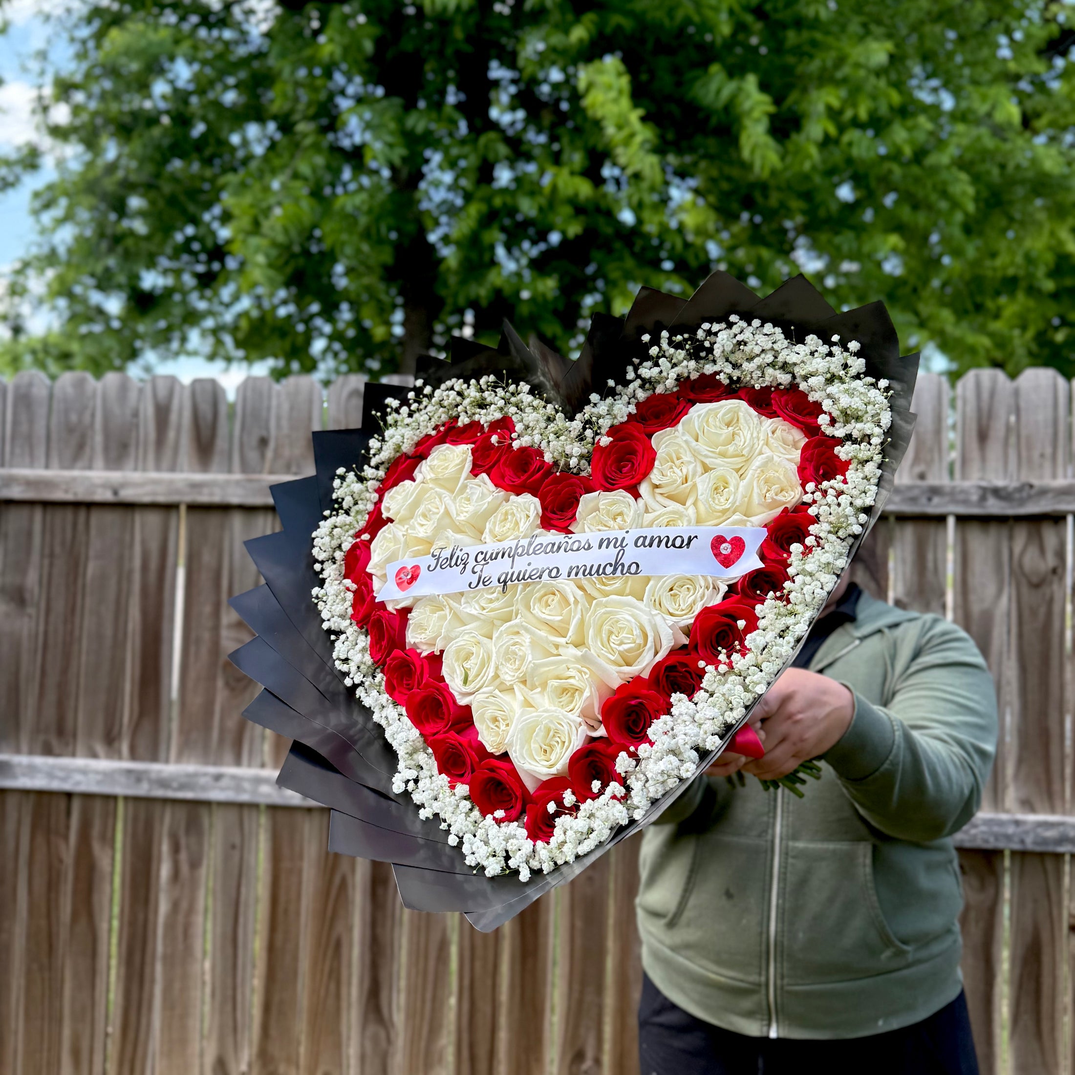 Ramo de corazón ♥️ 🌹